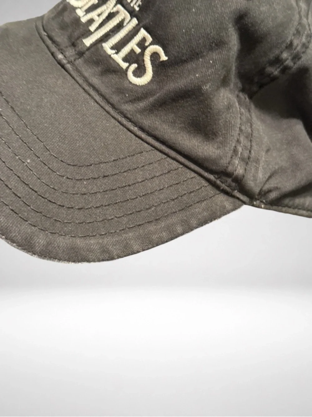 The Beatles A Hard Day’s Night 2005 Vintage Black Baseball Cap Hat Adjustable